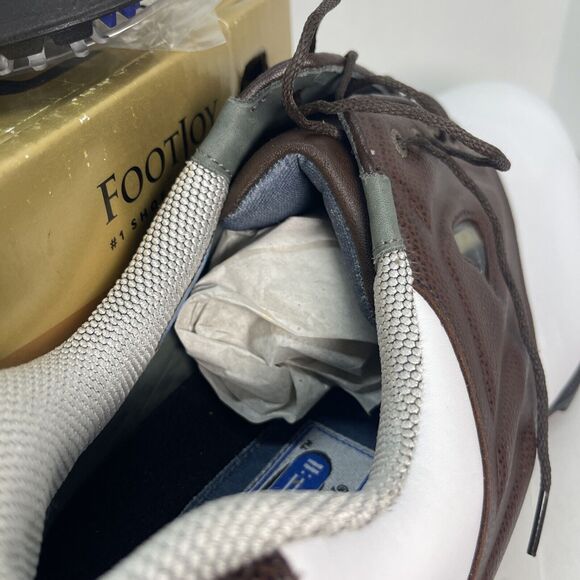 Athletic_Shoes